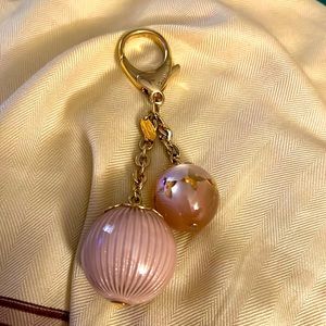 LOUIS  VUITTON PINK CHARM OR KEY CHAIN ✨✨GOURGEOUS ✨✨✨